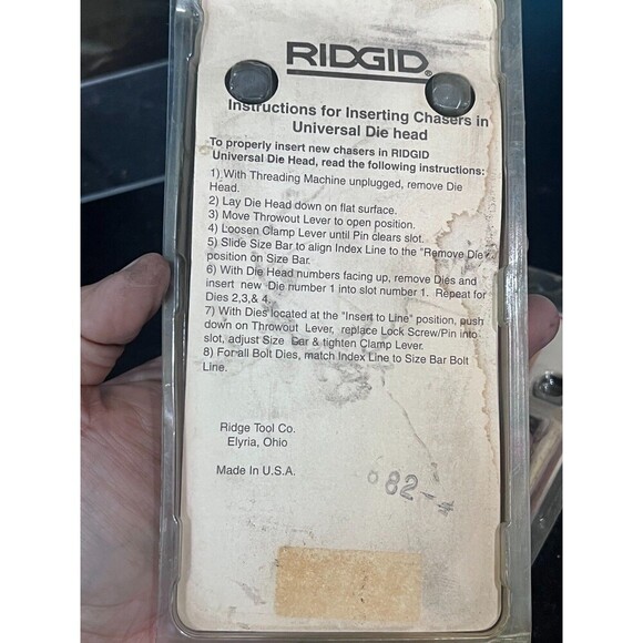 RIDGID 1/4" - 3/8" NPT Alloy Steel Pipe Dies 47875 - Picture 2 of 3